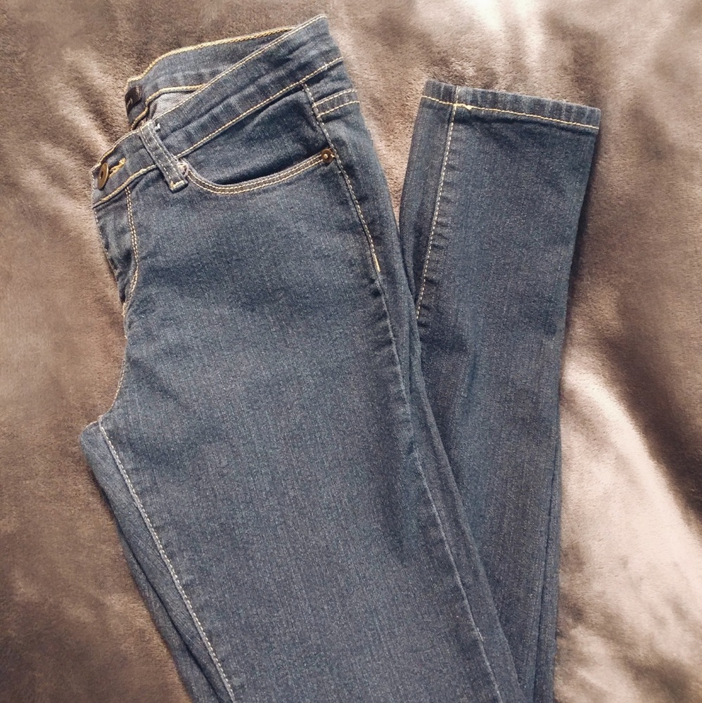 😍 Blue Topaz Dark Denim Jeans